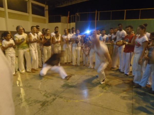 Aulão de capoeira em Floriano tem presença de mestres de toda região.(Imagem:FlorianoNews)