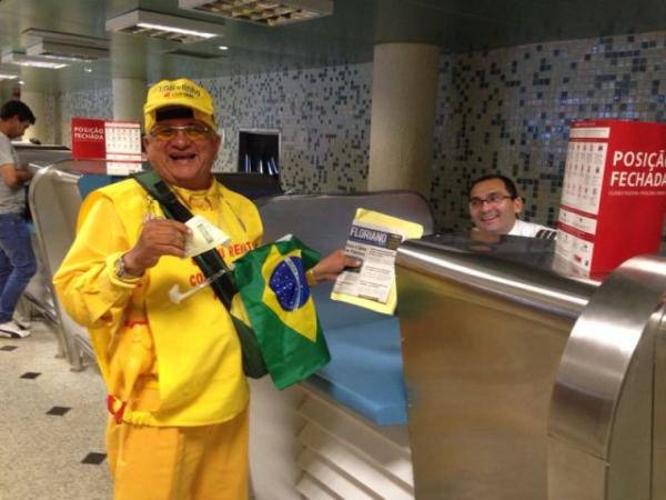 Repórter Amarelinho e Prefeito Gilberto Jr embarcaram no aeroporto de Teresina.(Imagem:FlorianoNews)