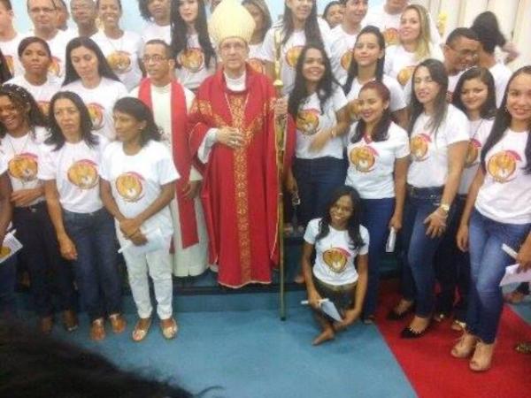 Igreja de Nossa Senhora das Graças realiza Sacramento do Crisma em Floriano.(Imagem:Reprodução/Facebook)