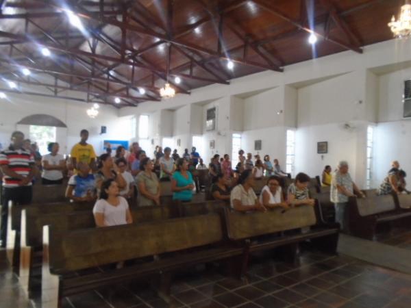 Alvorada e café comunitário marcam abertura do festejo de São José Operário em Floriano. (Imagem:FlorianoNews)