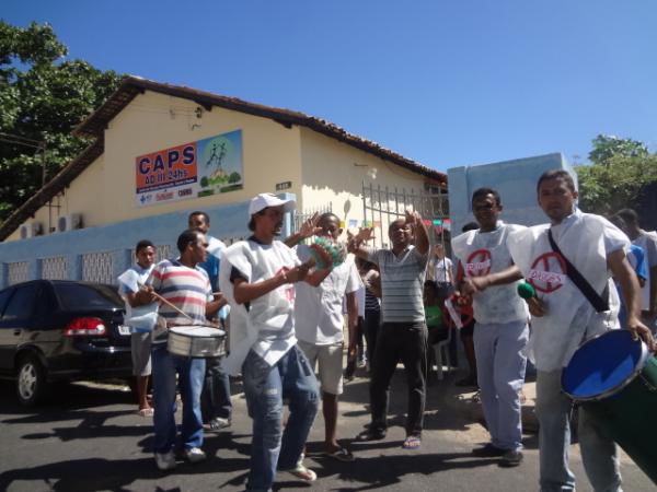 Caminhada lembra o Dia Internacional de Combate às Drogas em Floriano.(Imagem:FlorianoNews)