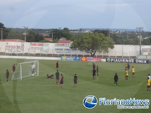 Cori-Sabbá intensifica treinos para quebrar tabu diante do Parnahyba.(Imagem:FlorianoNews)