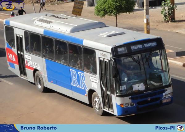 Ônibus da frota de Picos.(Imagem:Cidade Verde)