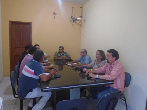 Membros do Conselho Municipal de Segurança participam de reunião no 3º BPM.(Imagem:FlorianoNews)