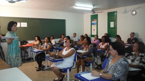 Rede estadual de ensino será contemplada com quadras esportivas.(Imagem:FlorianoNews)