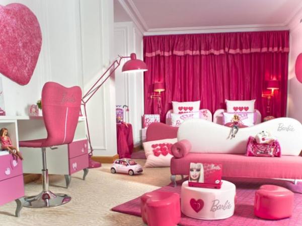 Os dois quartos são totalmente na cor rosa (Imagem:François Fleury/Hotel Plaza Athénée Paris )