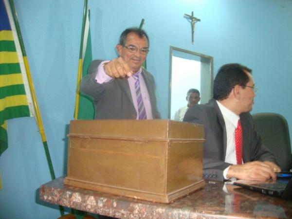 Definido o número de parlamentares para a próxima legislatura. (Imagem:FlorianoNews)