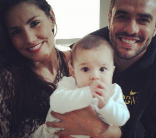 Mariana Felício e Daniel Saullo já são pais de uma menina chamada Anita.(Imagem:Reprodução/Instagram)