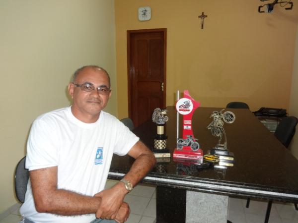 Cel. Lisandro Honório é premiado com 3º lugar no Enduro do Mel.(Imagem:FlorianoNews)