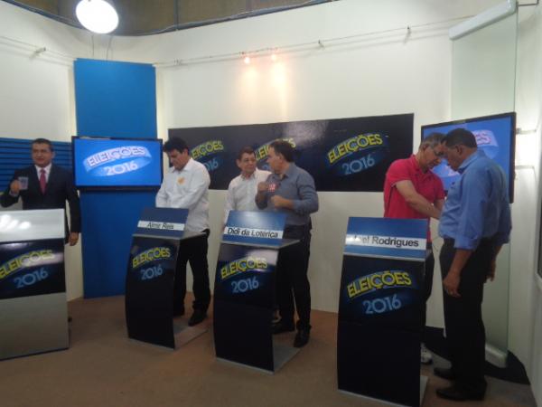 Candidatos à prefeitura de Floriano participam de debate na TV Alvorada.(Imagem:FlorianoNews)