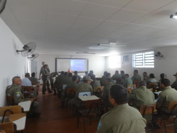 Policiais Militares participam de palestra sobre Câncer de Próstata(Imagem:FlorianoNews)