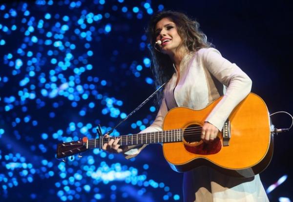 Paula Fernandes em apresentação em São Paulo.(Imagem:Iwi Onodera/EGO)