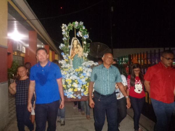 Festejo de Nossa Senhora das Graças é encerrado com procissão e santa missa.(Imagem:FlorianoNews)