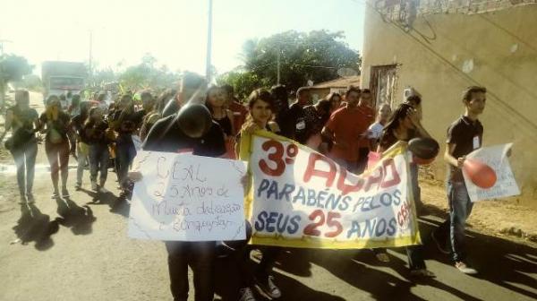 Centro de Ensino Aristides Lobão comemora aniversário com caminhada em Barão de Grajaú.(Imagem:FlorianoNews)