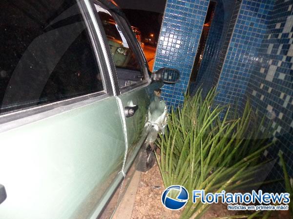 Acidente envolve três veículos na Av. Santos Dumont em Floriano.(Imagem:FlorianoNews)