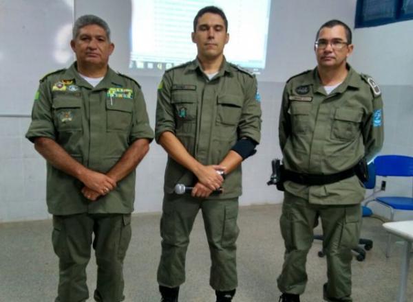 CEEP de Floriano sedia aula inaugural do Curso de Formação de Cabos 2018.(Imagem:3° BPM)