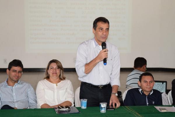 Floriano sedia a II Conferência Regional dos Direitos da Pessoa com Deficiência.(Imagem:Secom)