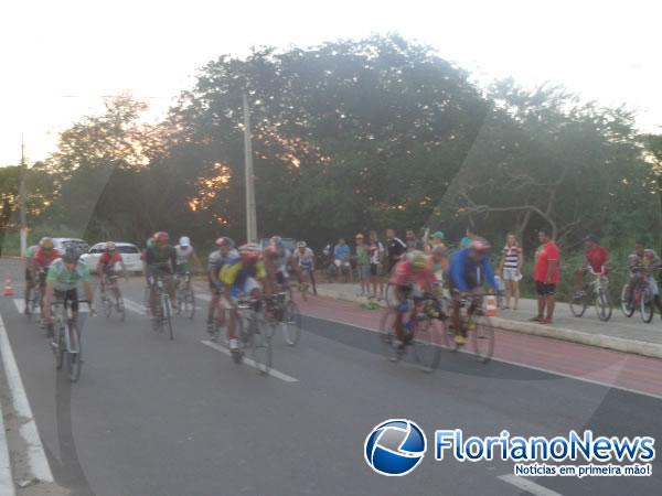 Associação Desportiva Corredores do Sertão realiza 2ª Corrida Ciclística de aniversário.(Imagem:FlorianoNews)