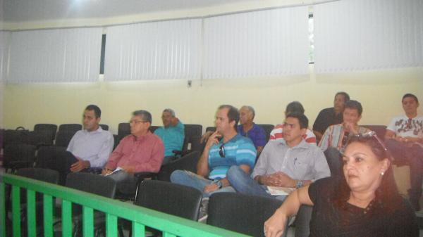 Trabalhadores receberam orientações do MPT Itinerante em audiência pública.(Imagem:FlorianoNews)