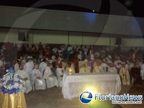 Procissão e missa encerraram os festejos de Nossa Senhora das Graças em Floriano.(Imagem:FlorianoNews)