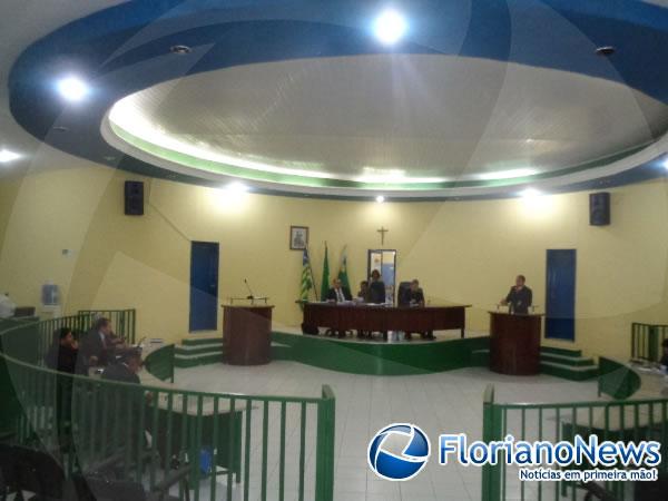 Apresentação de Projetos e Requerimentos marcaram Sessão Ordinária na Câmara de Floriano.(Imagem:FlorianoNews)