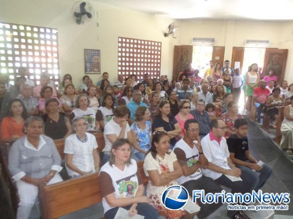 Fiéis lembram Frei Vicente Cardone um ano após sua morte.(Imagem:FlorianoNews)