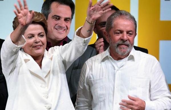 Dilma venceu em todo o Nordeste; no Sudeste, ganhou em MG e RJ.(Imagem:Evaristo Sá/AFP)