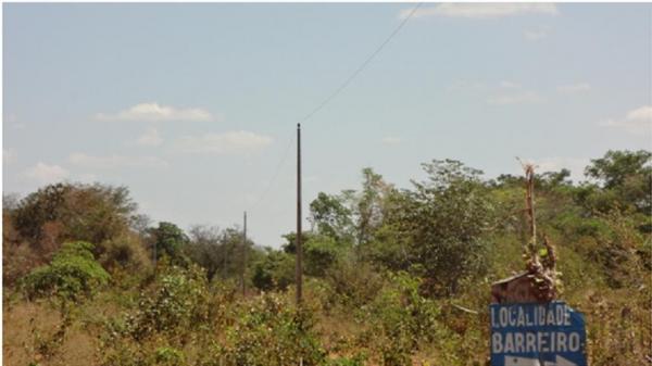 Comemoração a chegada da energia nas localidades.(Imagem:FlorianoNews)