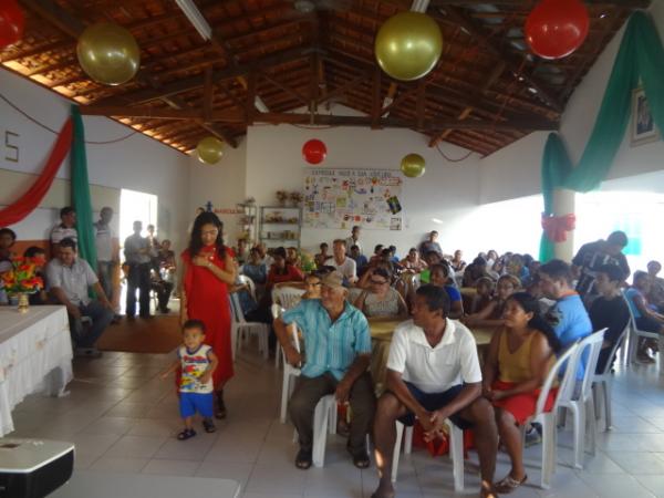 CAPS II realiza festa de Natal para usuários e familiares. (Imagem:FlorianoNews)