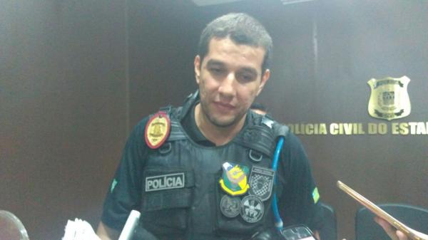  Jarbas Lima disse que pai do garoto está preso na delegacia de Altos.(Imagem:Carlos Rocha / G1 PI)