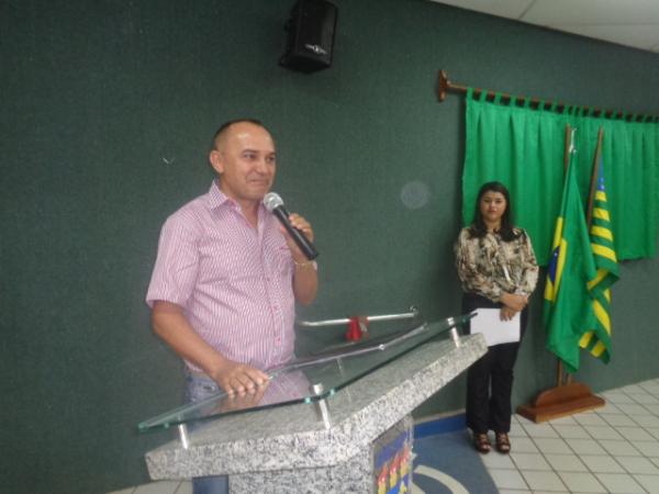 Acadêmicos de Letras Português promove I Sarau Literário da UESPI.(Imagem:FlorianoNews)