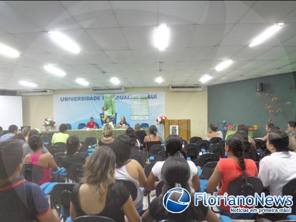 UESPI realiza 3º Encontro Interdisciplinar de debate sobre a drogadição em Floriano.(Imagem:FlorianoNews)