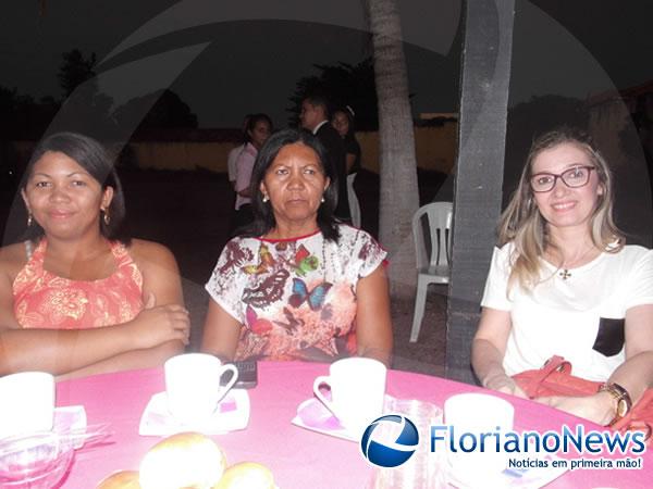 Mulheres participam de Chá Entre Amigas em Floriano.(Imagem:FlorianoNews)