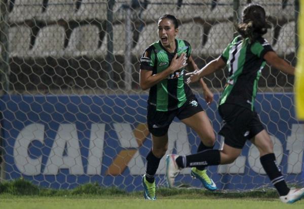 Rafa comemora gol da vitória do Coelho.(Imagem:Washington Alves/ALLSPORTS)