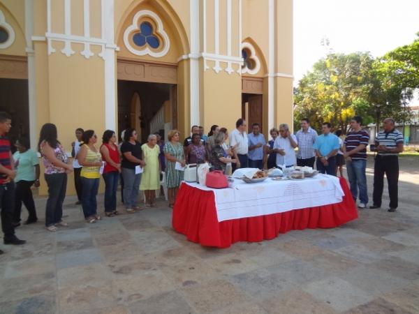 Foi dado início aos festejos de São Pedro de Alcântara.(Imagem:FlorianoNews)
