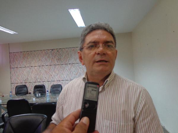 Nelson Júnior, Secretário Municipal de Educação.(Imagem:FlorianoNews)