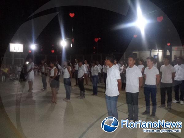 Escolas municipais realizaram festa do Dia das Mães na localidade Amolar.(Imagem:FlorianoNews)