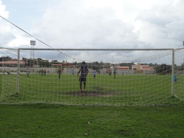 Estádio Tiberão encharcado(Imagem:Floriano News)