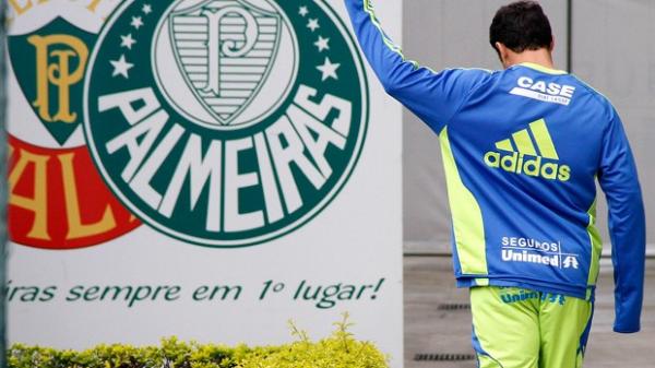 Kleber deixa o Palmeiras e vai defender o Grêmio em 2012.(Imagem:Piervi Fonseca / Agência Estado)