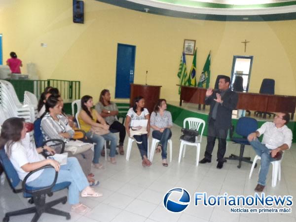 SENATEPI e Prefeitura de Floriano discutiram salários e plano de carreira da Enfermagem(Imagem:FlorianoNews)