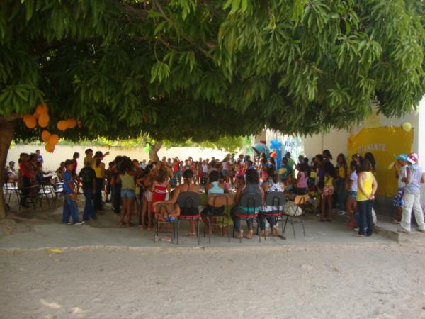 A gincana foi organizada pelos alunos do curso de Pedagogia, do bloco 7 da Uespi de Floriano. (Imagem:redação)