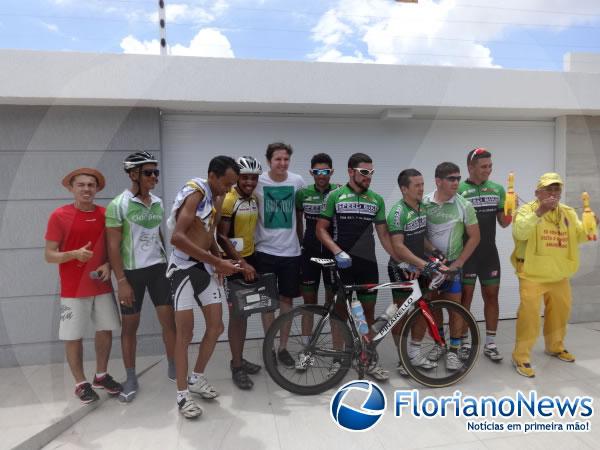 Realizada 1ª Corrida Ciclística da Associação Desportiva Corredores do Sertão em Floriano.(Imagem:FlorianoNews)