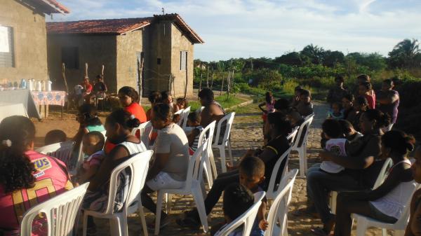 Associação de Moradores do Conjunto Gabriel Kalume promoveu confraternização para as mães.(Imagem:FlorianoNews)