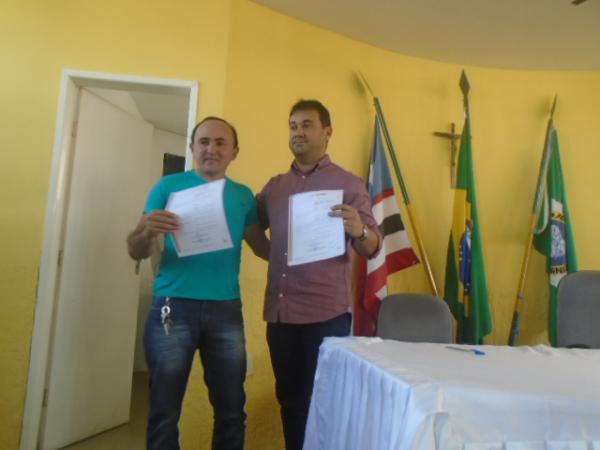 Secretaria de Saúde de Barão de Grajaú empossa servidores concursados.(Imagem:FlorianoNews)