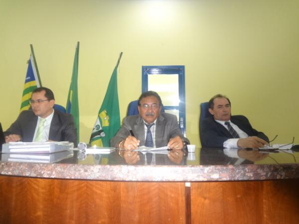 Câmara Municipal de Floriano encerra Sessões da primeira quinzena do mês de junho.(Imagem:FlorianoNews)