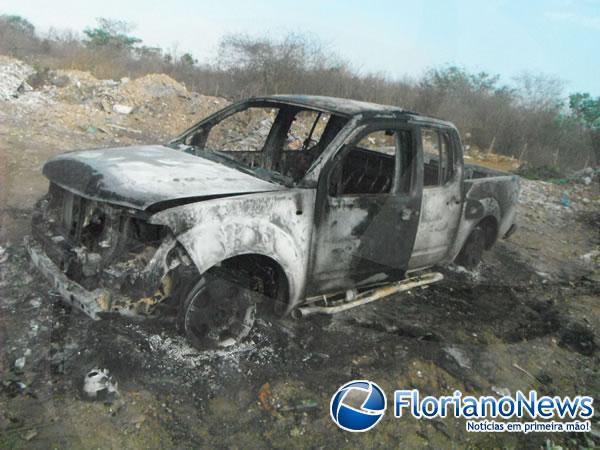 Veículo roubado em Barão de Grajaú é encontrado totalmente queimado em Floriano.(Imagem:FlorianoNews)