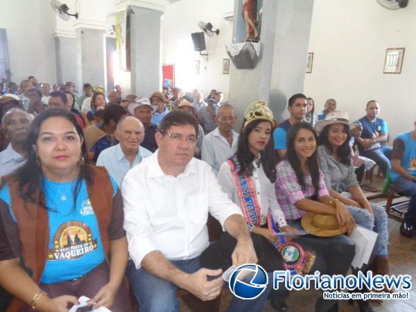 Programação da XXIII Festa do Vaqueiro na cidade de Nazaré do Piauí reinicia com missa.(Imagem:FlorianoNews)