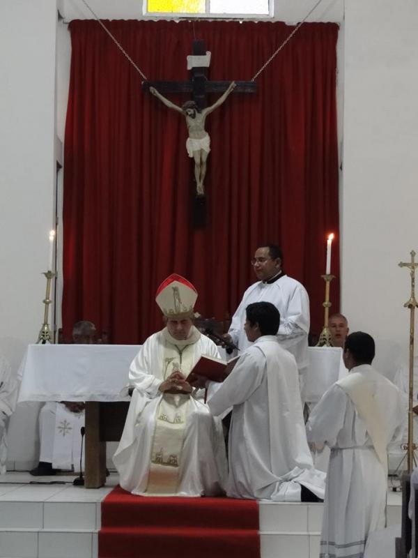 Diácono Ailton Damasceno foi ordenado sacerdote em Floriano.(Imagem:Daniel Gutembergue)