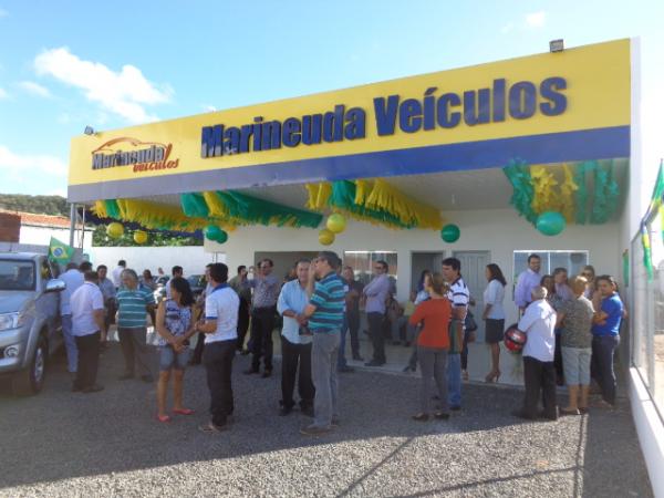 Concessionária de veículos multimarcas inaugura a loja em São João dos Patos.(Imagem:FlorianoNews)