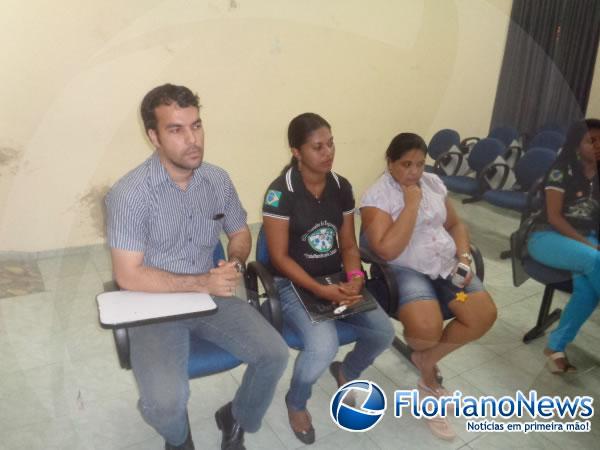 Representantes de bairros participam de reunião do Conselho de Segurança.(Imagem:FlorianoNews)